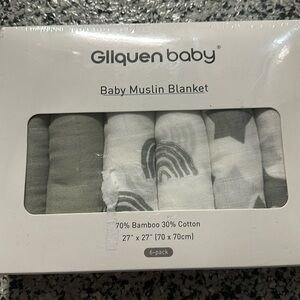 Baby muslin blankets.